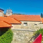 Janelas Da Cabreira Campos (Vieira do Minho, Braga)