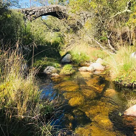 Janelas Da Cabreira * Campos (Vieira do Minho, Braga)