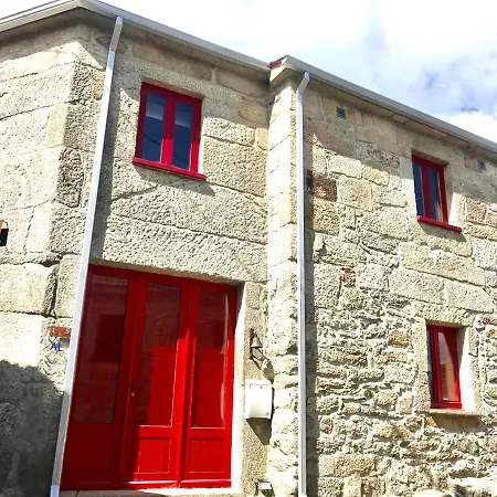 Janelas Da Cabreira Campos (Vieira do Minho, Braga)