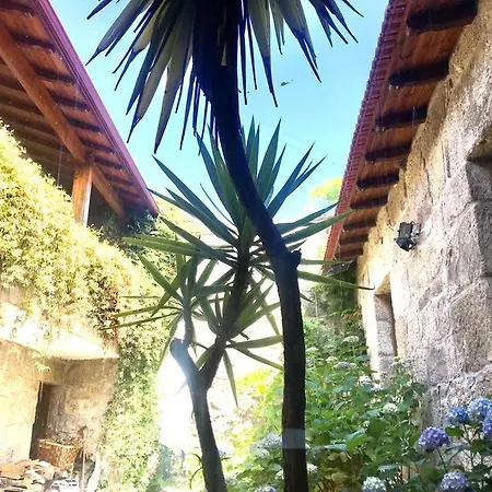 Janelas Da Cabreira * Campos (Vieira do Minho, Braga)