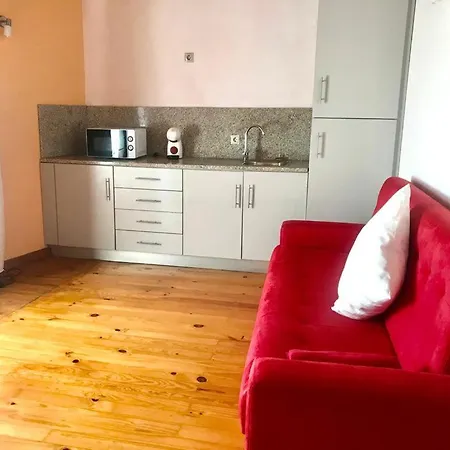 Janelas Da Cabreira Campos (Vieira do Minho, Braga)