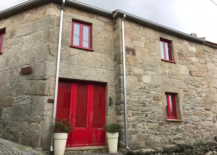Janelas Da Cabreira * Campos (Vieira do Minho, Braga)
