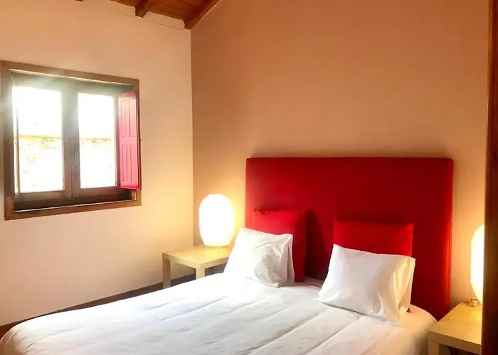 Janelas Da Cabreira * Campos (Vieira do Minho, Braga)